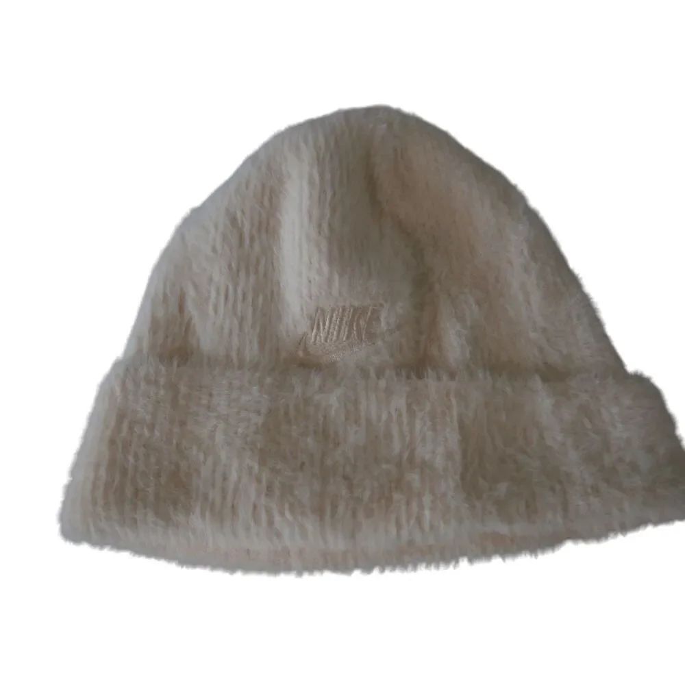Nike Plush Peak Beanie One Size
